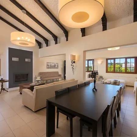 Villa Rhodes