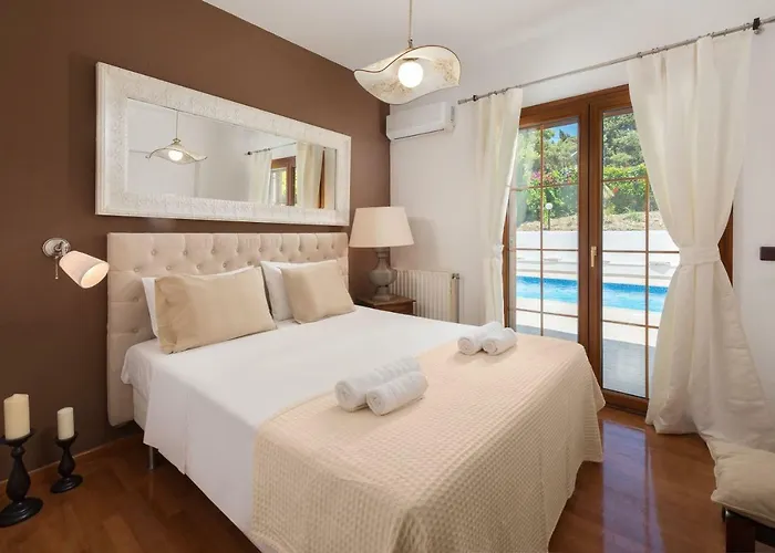 فيلة Rhodes إكْسِيا